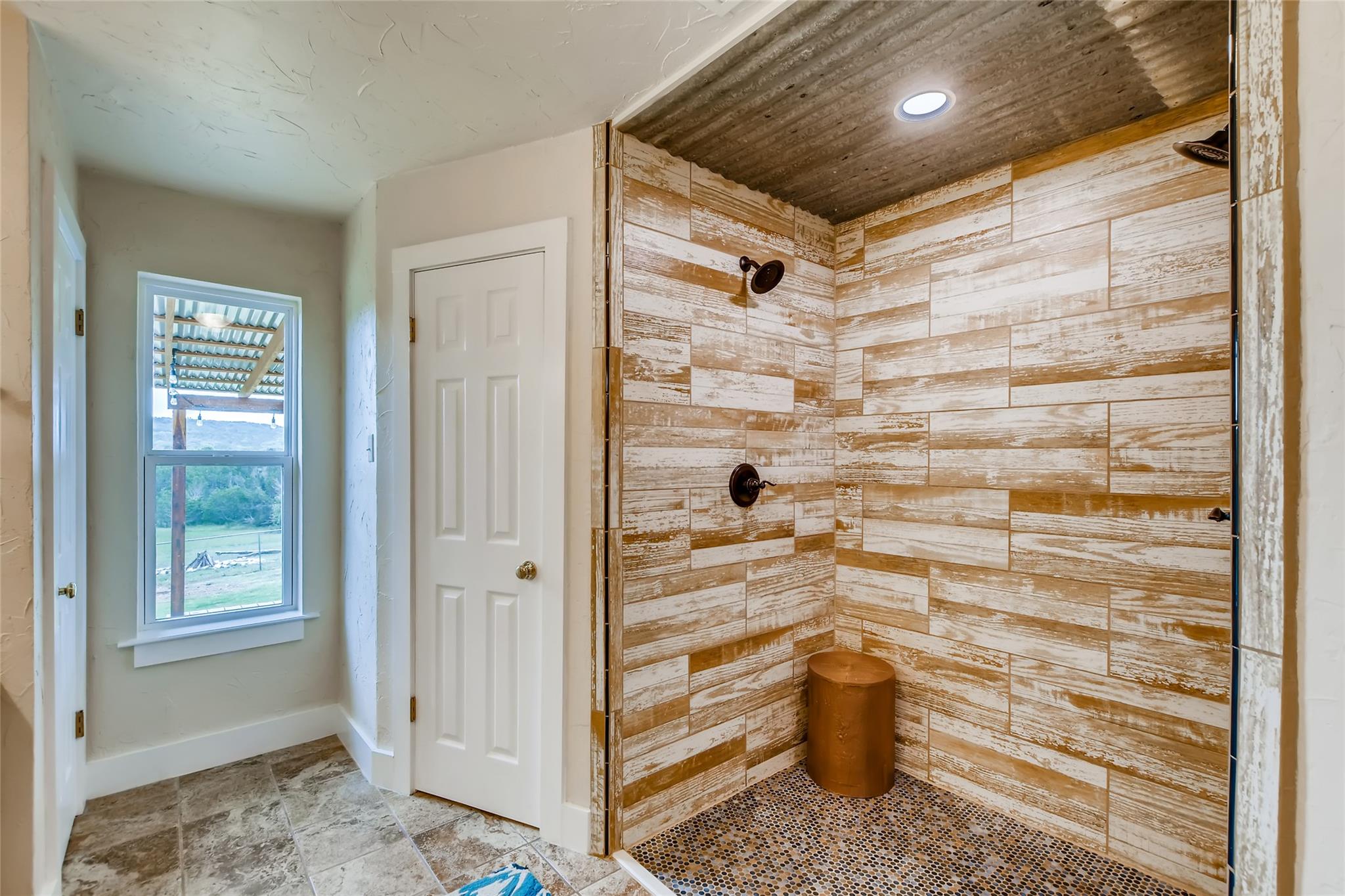 22303 Honeycomb Ln, Leander, TX 78641