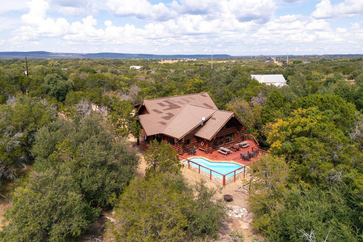 2550 FM 2342 # Hero's Hideaway, Burnet, TX 78611