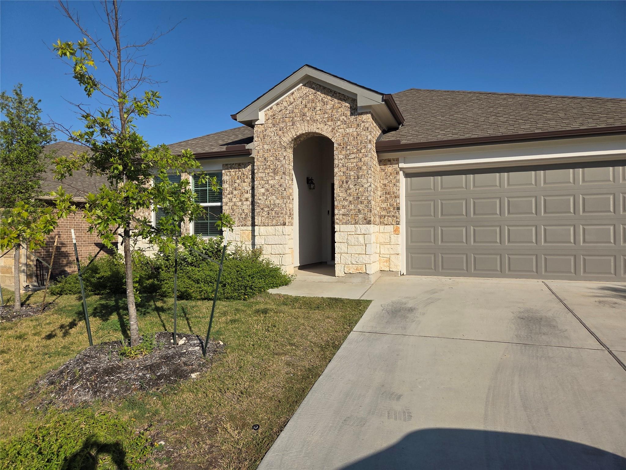 2421 Corriente Path, Leander, TX 78641
