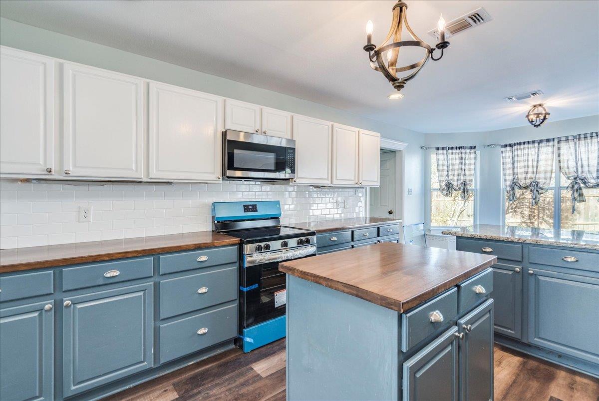 7 Cripple Creek Ct, Wimberley, TX 78676