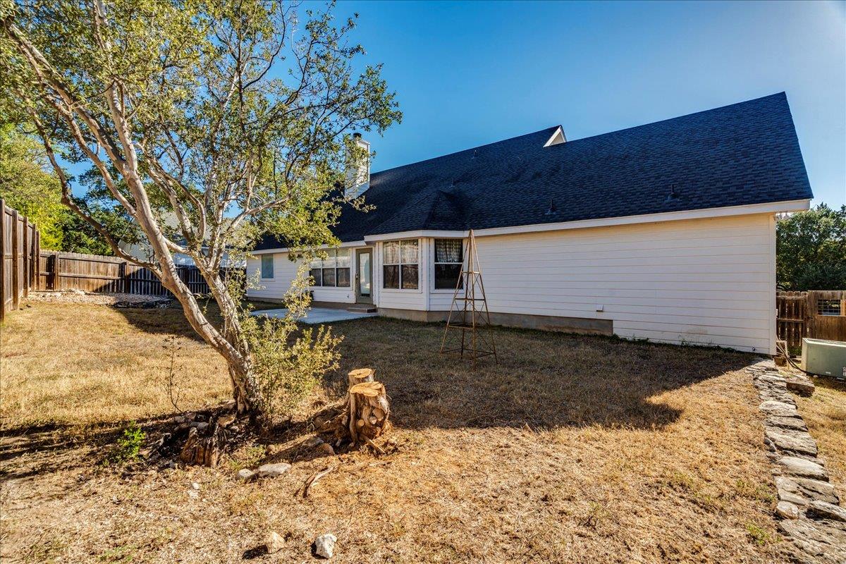 7 Cripple Creek Ct, Wimberley, TX 78676