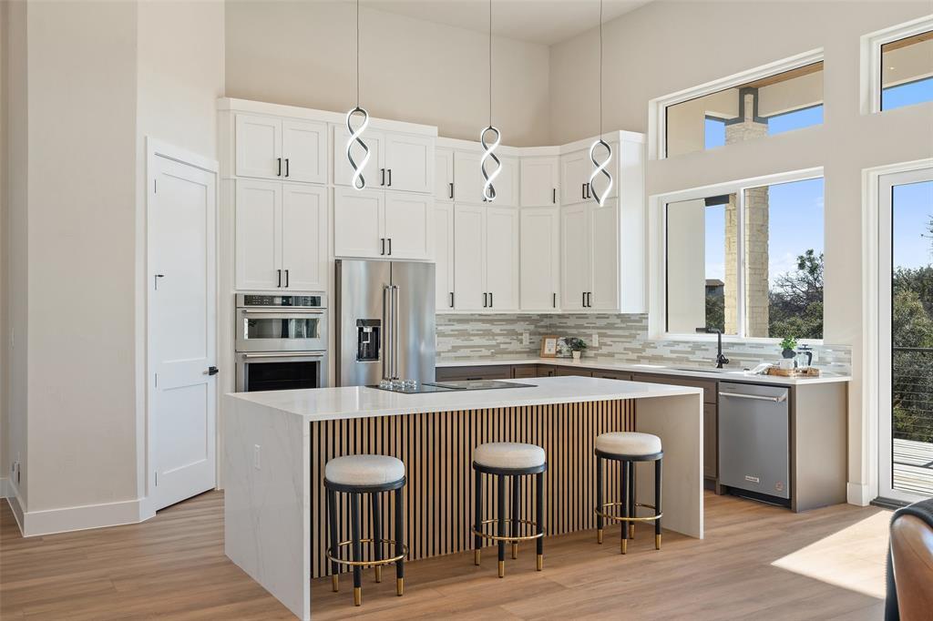 111 Big Sky, Horseshoe Bay, TX 78657