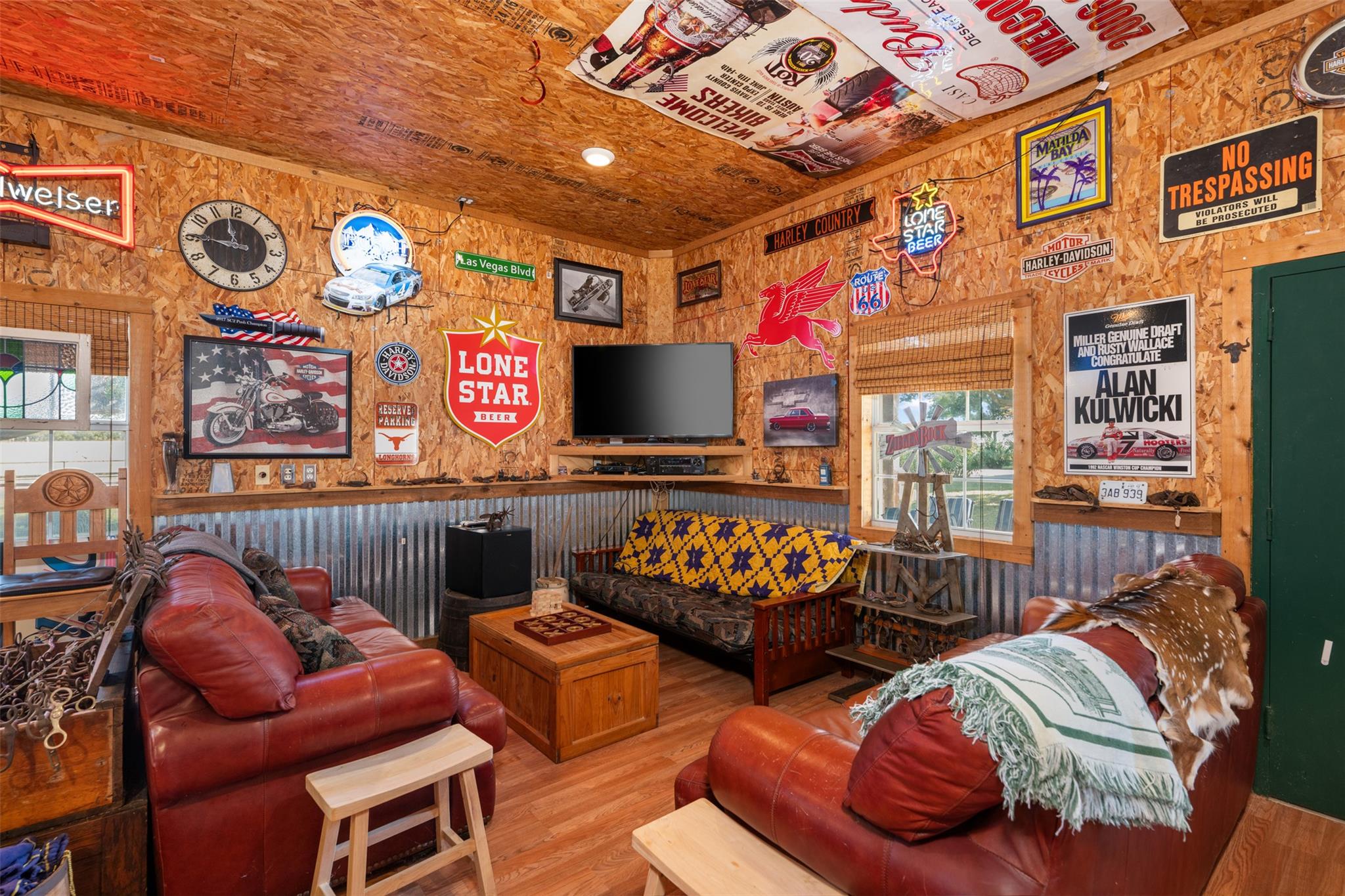 155 Gabriel Farms Dr, Hutto, TX 78634