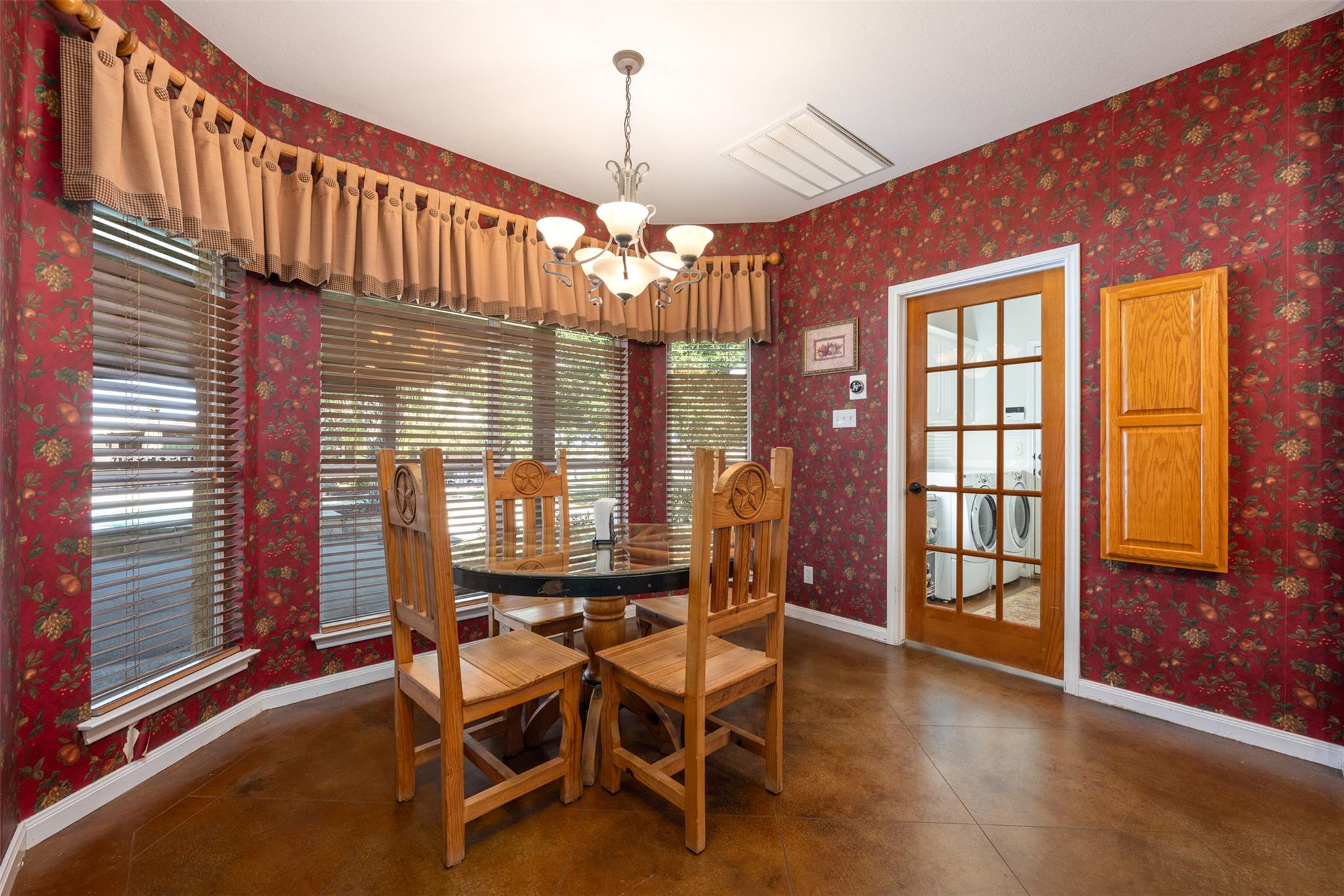 155 Gabriel Farms Dr, Hutto, TX 78634