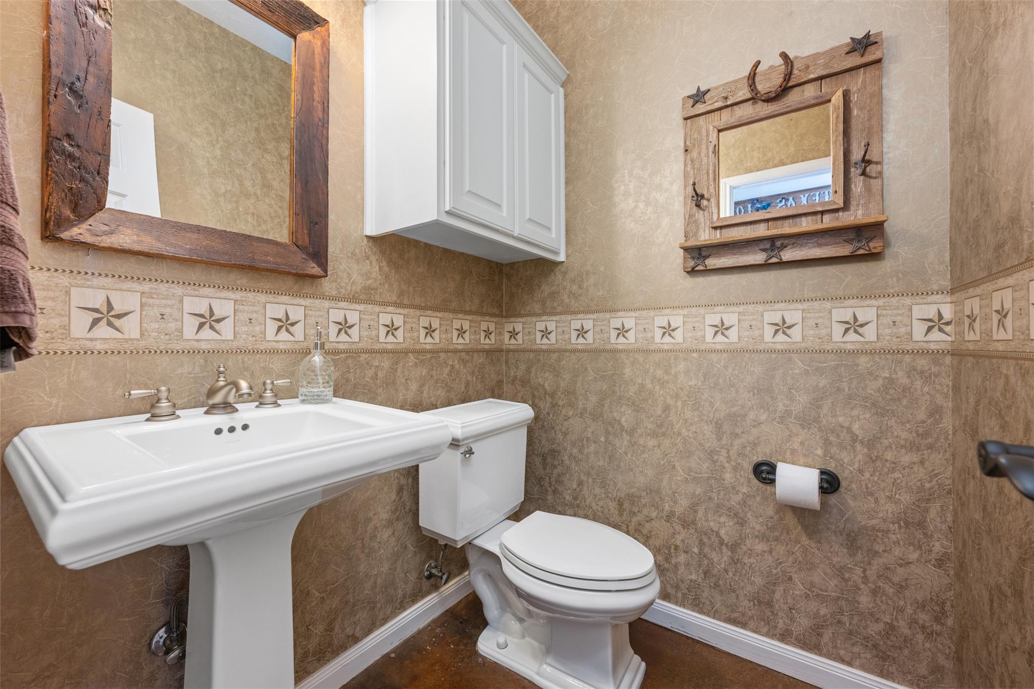 155 Gabriel Farms Dr, Hutto, TX 78634