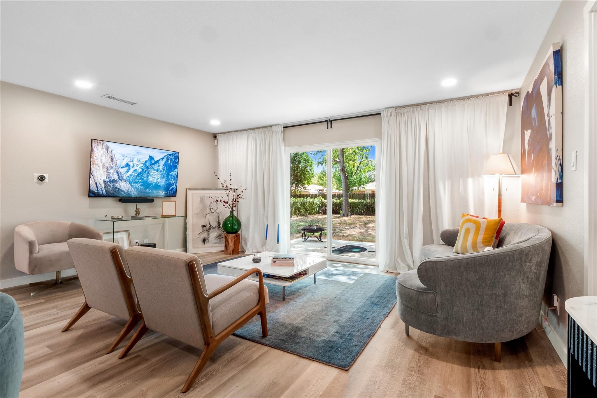 907 Chiswick Dr, Austin, TX 78753