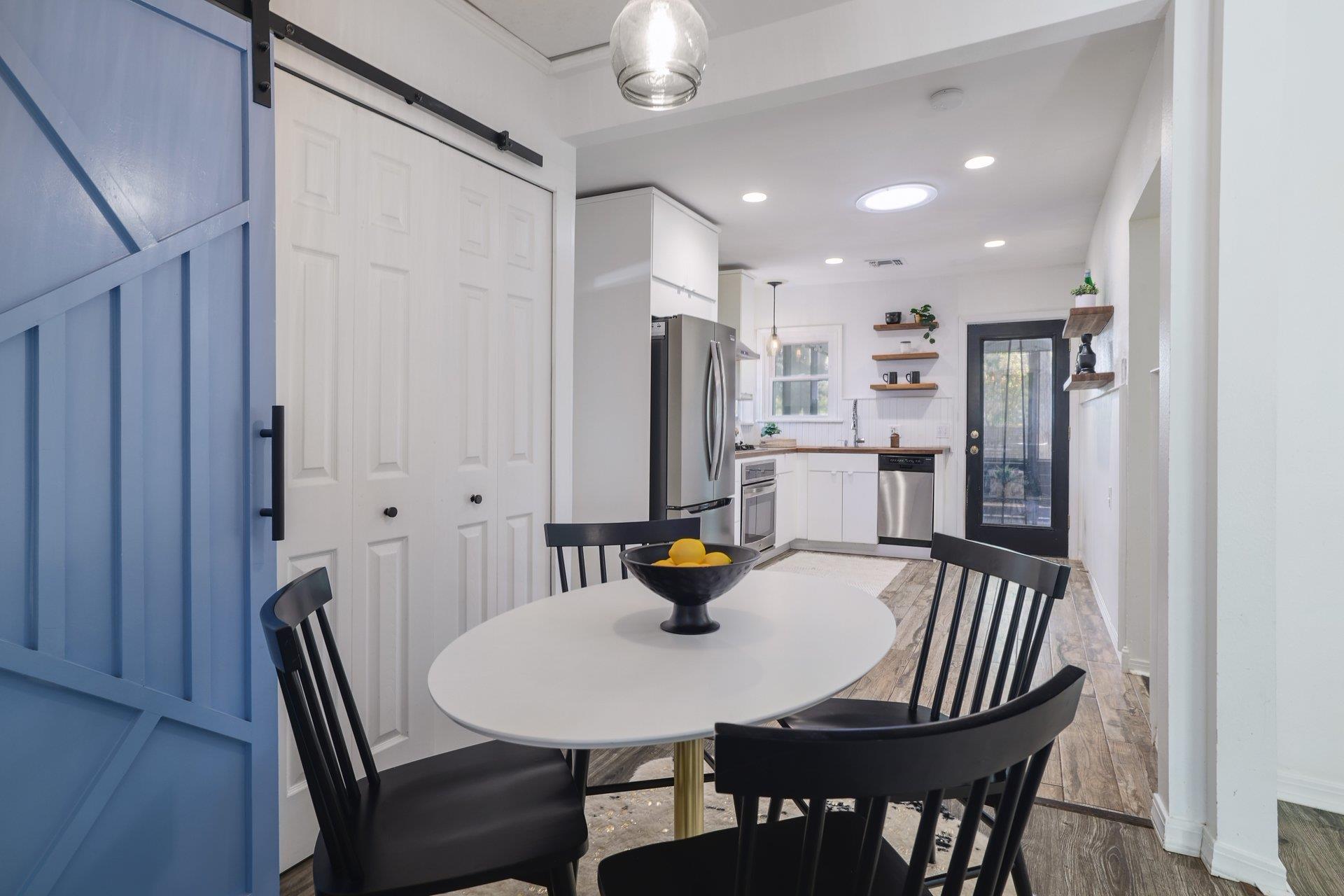 6511 Chesterfield Ave, Austin, TX 78752