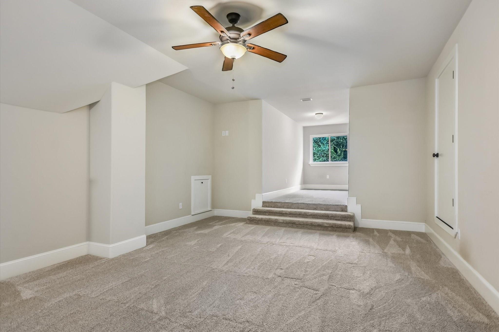 112 Gabriel Vis E, Georgetown, TX 78633