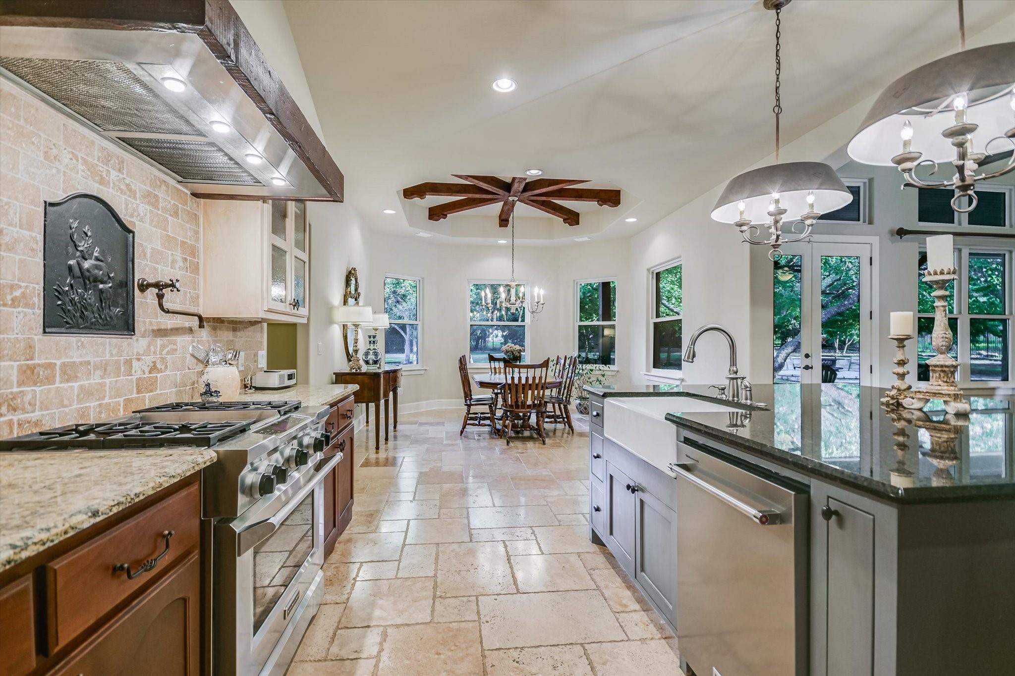 112 Gabriel Vis E, Georgetown, TX 78633