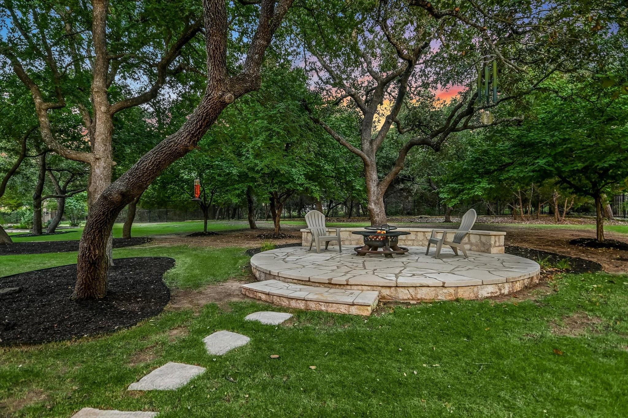 112 Gabriel Vis E, Georgetown, TX 78633