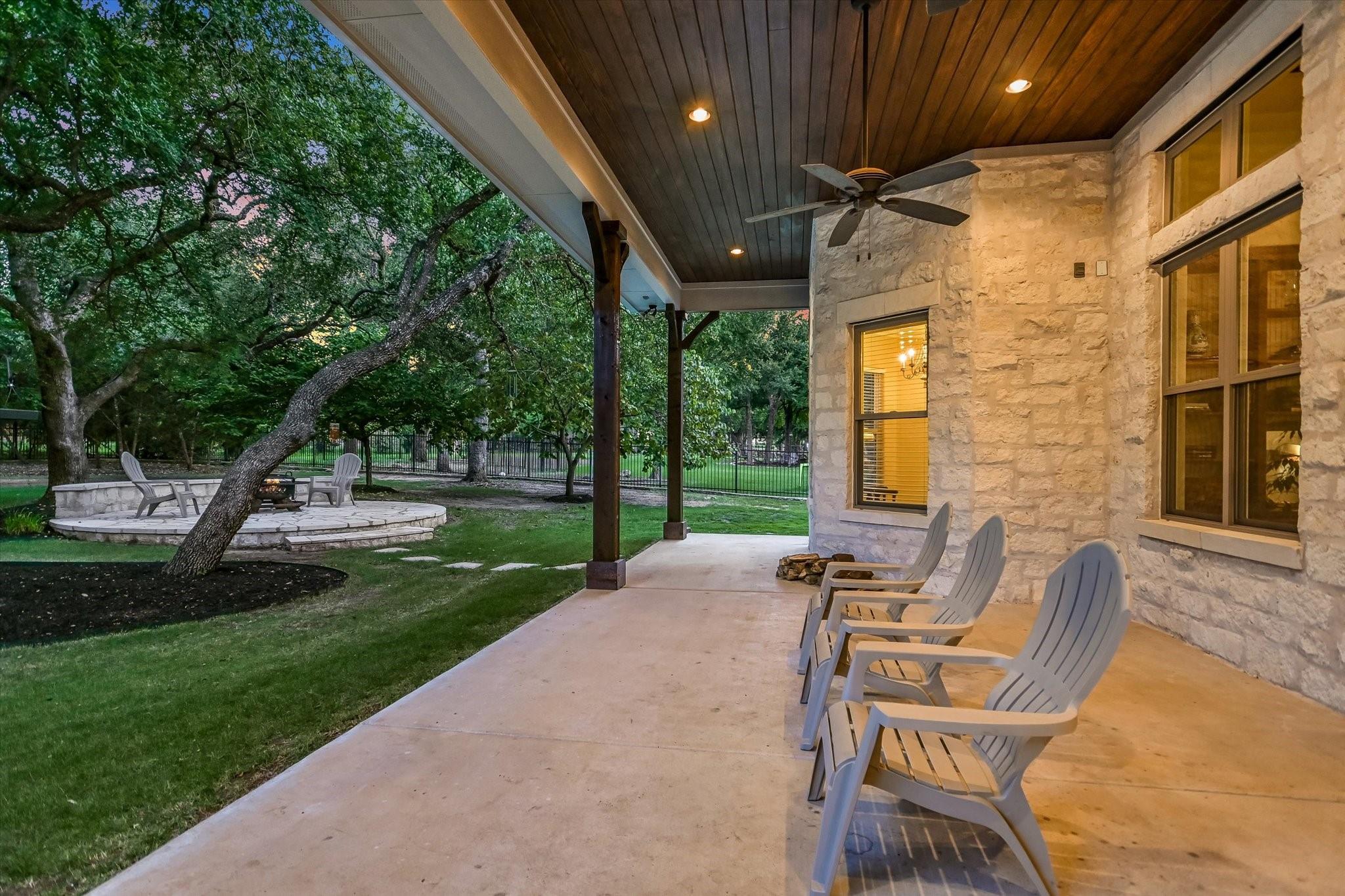112 Gabriel Vis E, Georgetown, TX 78633