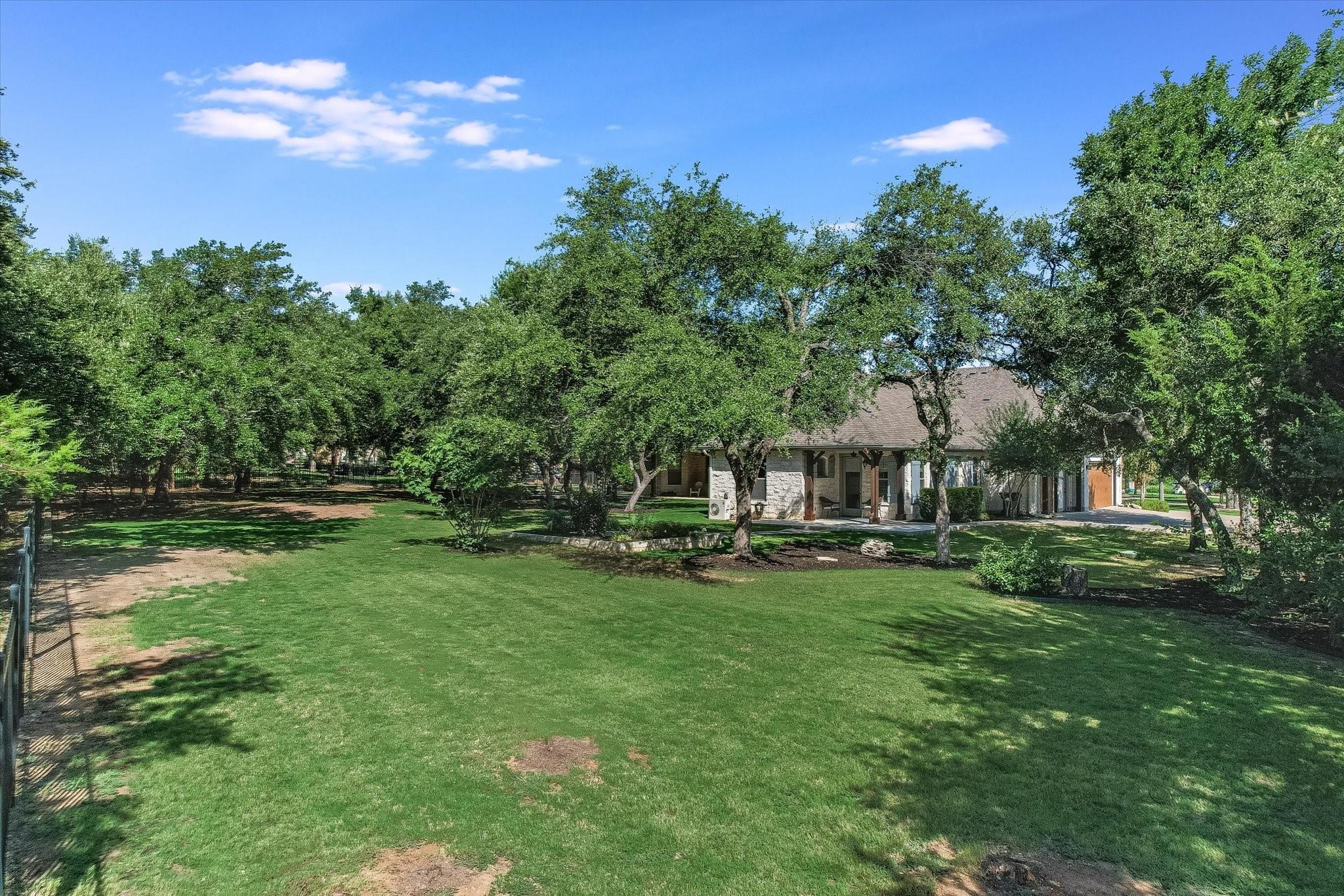 112 Gabriel Vis E, Georgetown, TX 78633