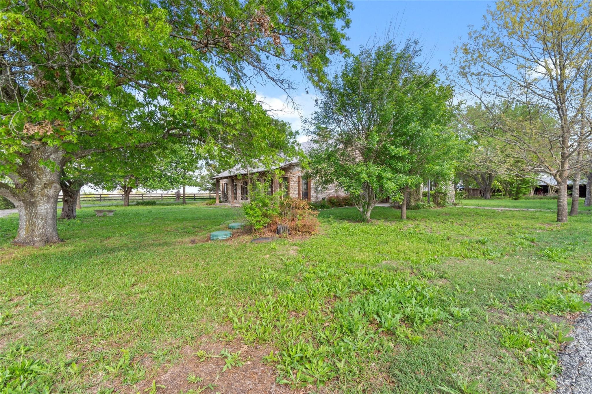 12914 Pfluger Berkman Ln, Coupland, TX 78615