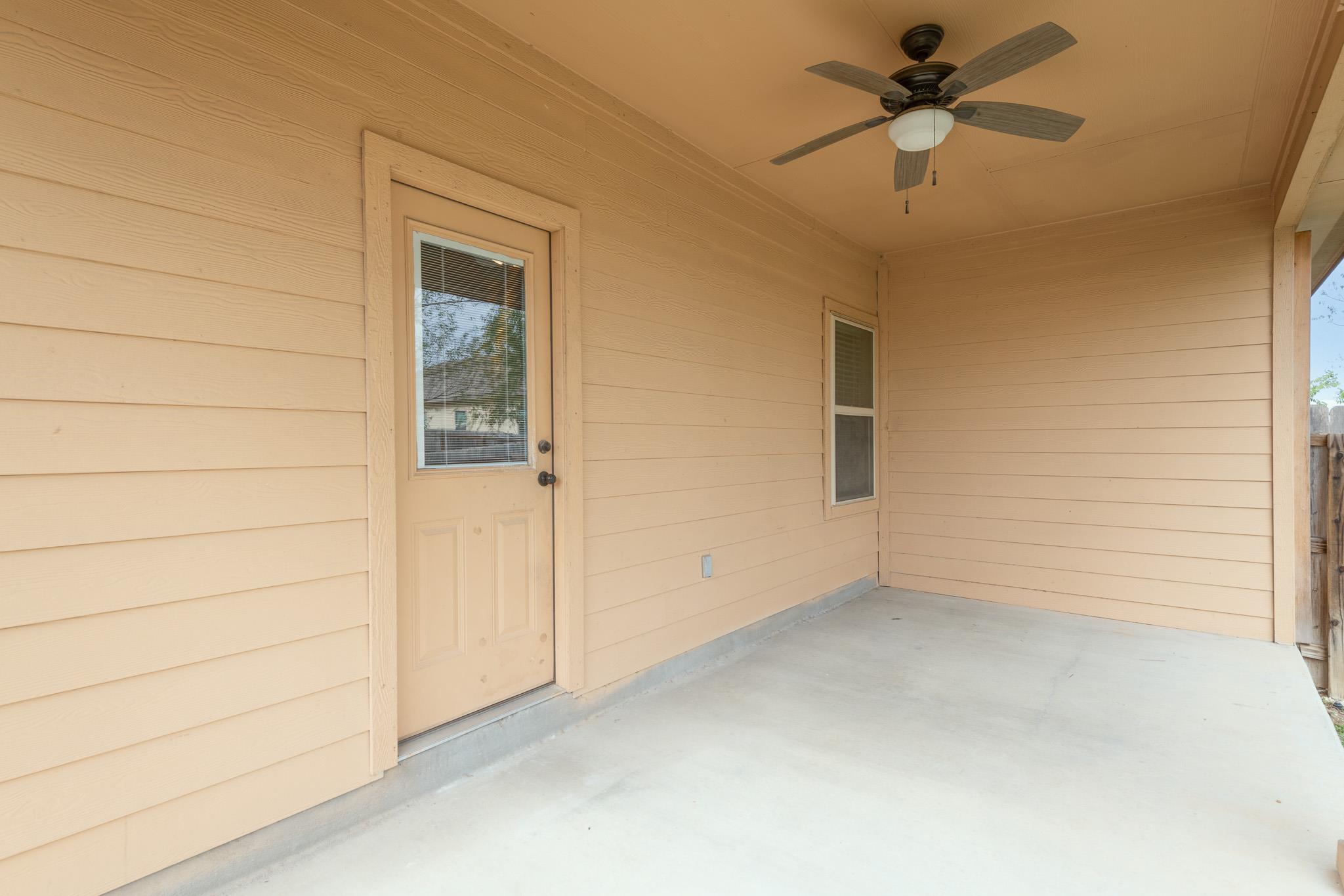 448 JACK RABBIT Ln # B, Buda, TX 78610