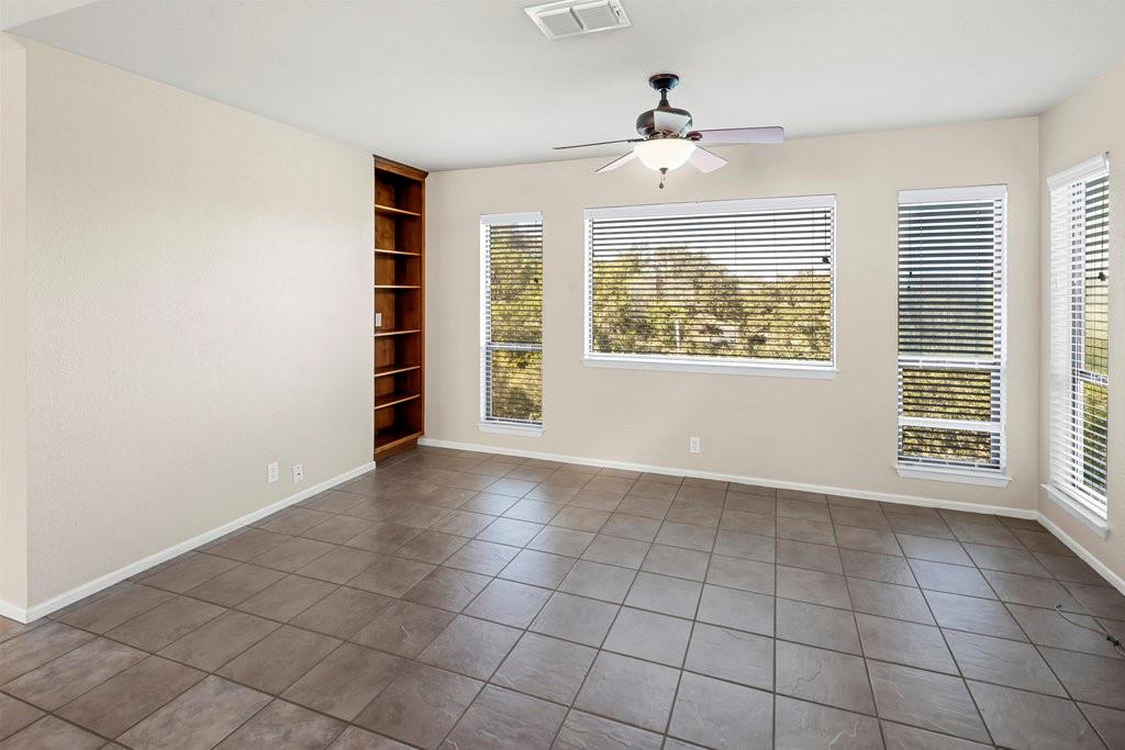 108 Courtside Cir, Spicewood, TX 78669