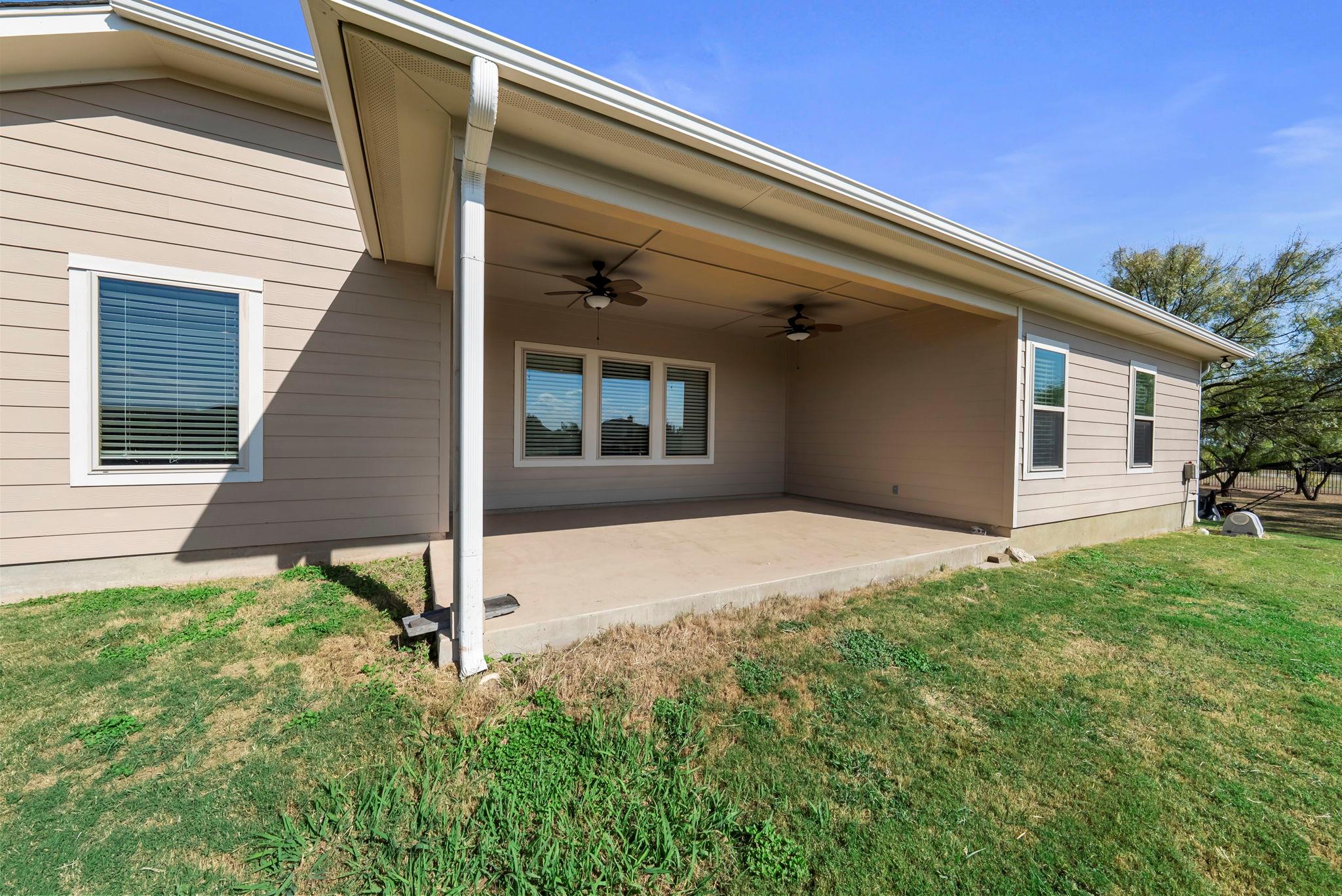 104 Estrella Ln, Bertram, TX 78605