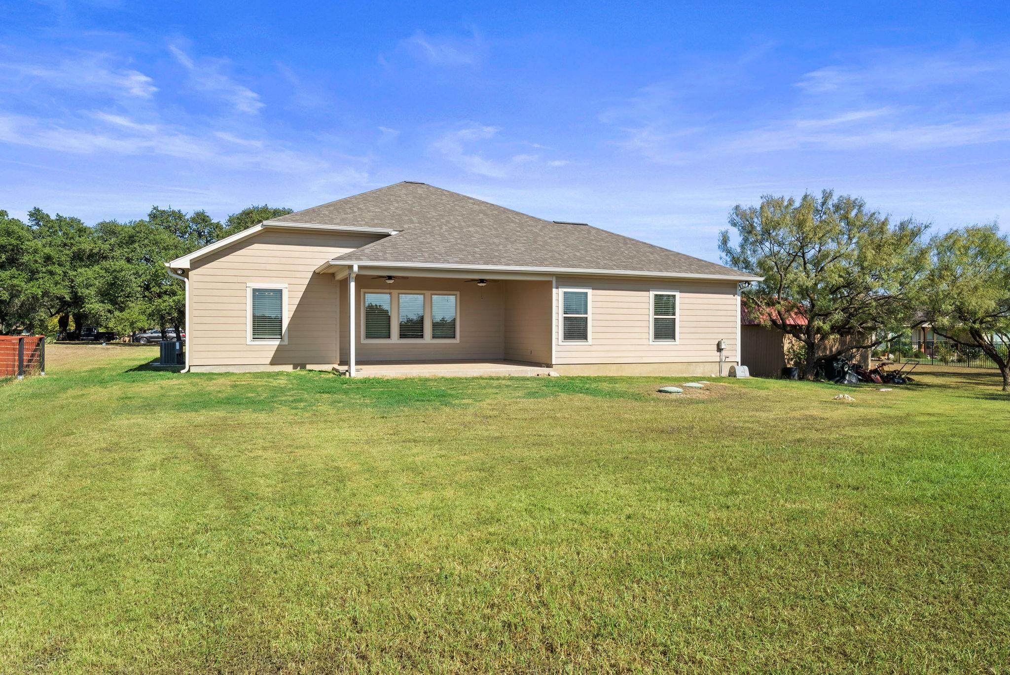 104 Estrella Ln, Bertram, TX 78605