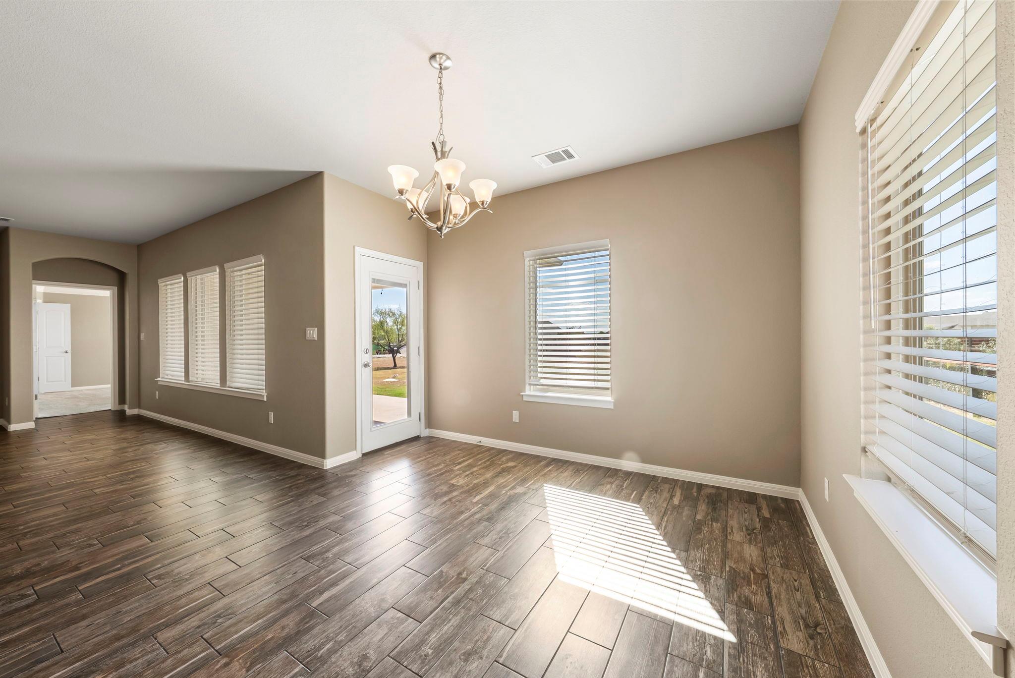 104 Estrella Ln, Bertram, TX 78605