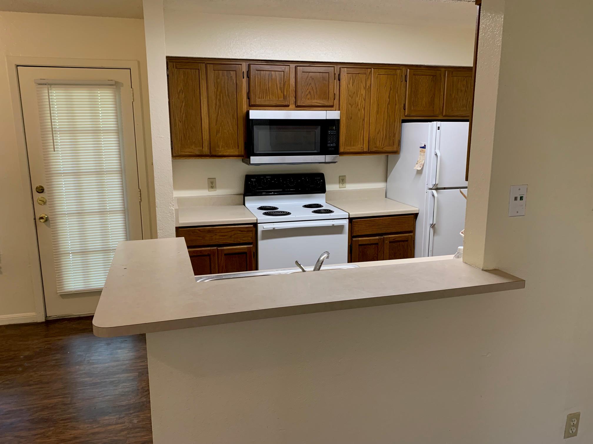 8812 Schick Rd # D, Austin, TX 78729