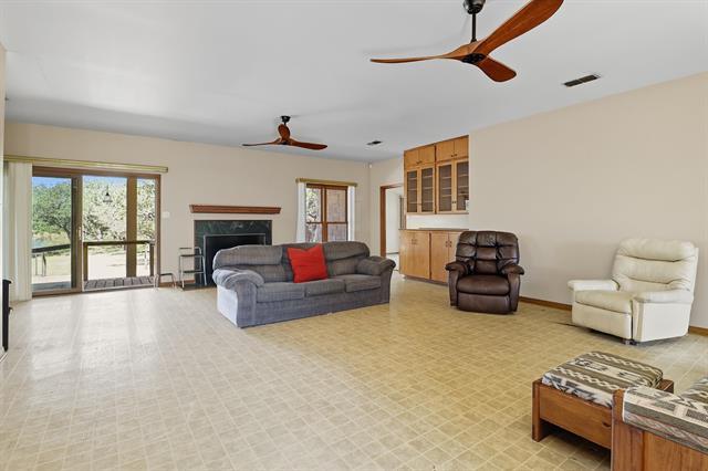 6702 Fm 690, Burnet, TX 78611