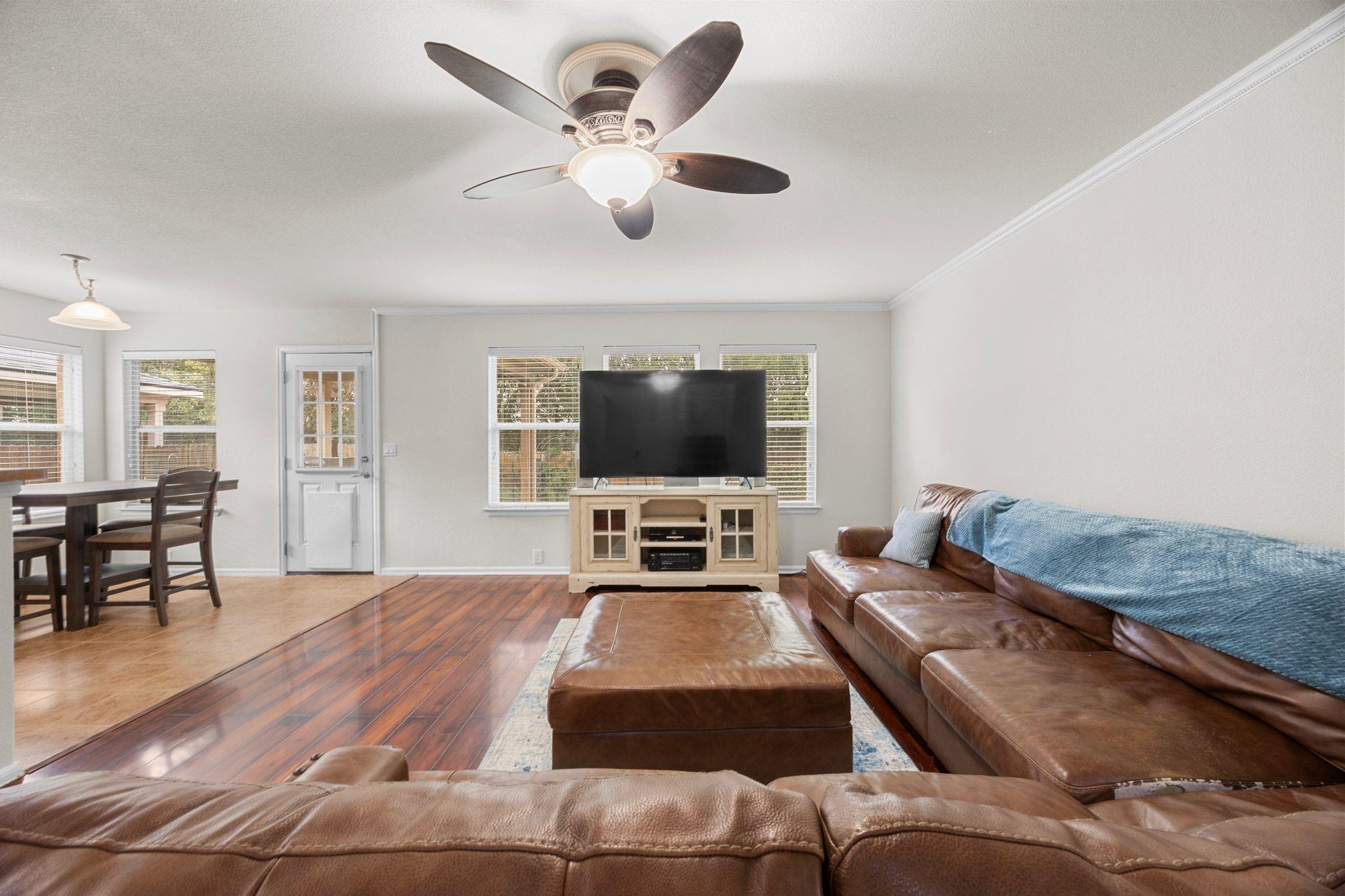 429 Moorhen Cv, Leander, TX 78641