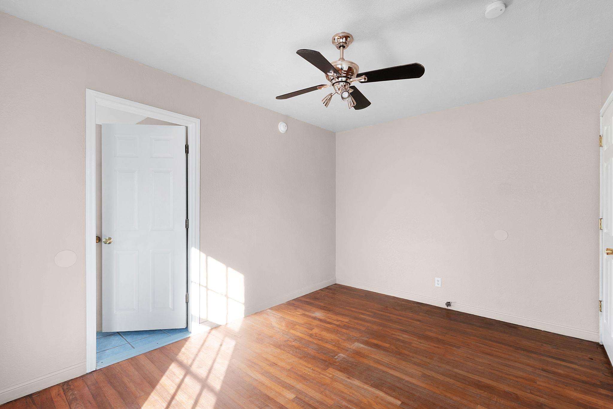 18 Del Norte St, Lampasas, TX 76550