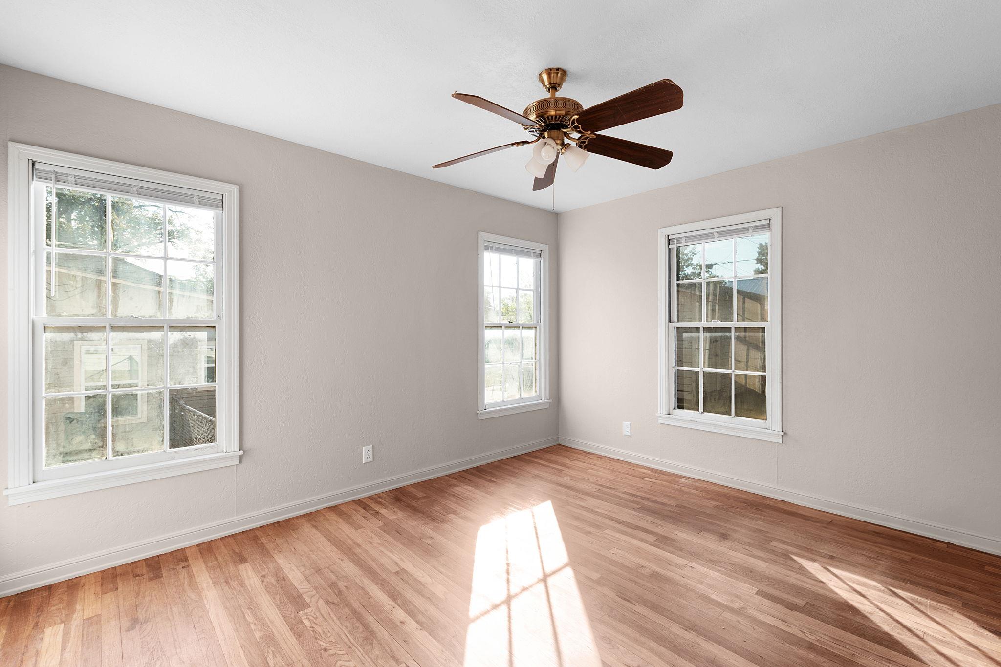 18 Del Norte St, Lampasas, TX 76550