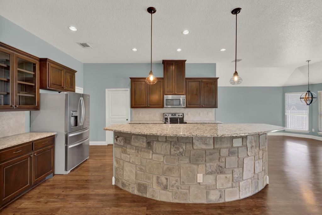 546 Melissa Ln, New Braunfels, TX 78130