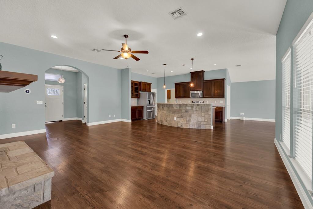 546 Melissa Ln, New Braunfels, TX 78130