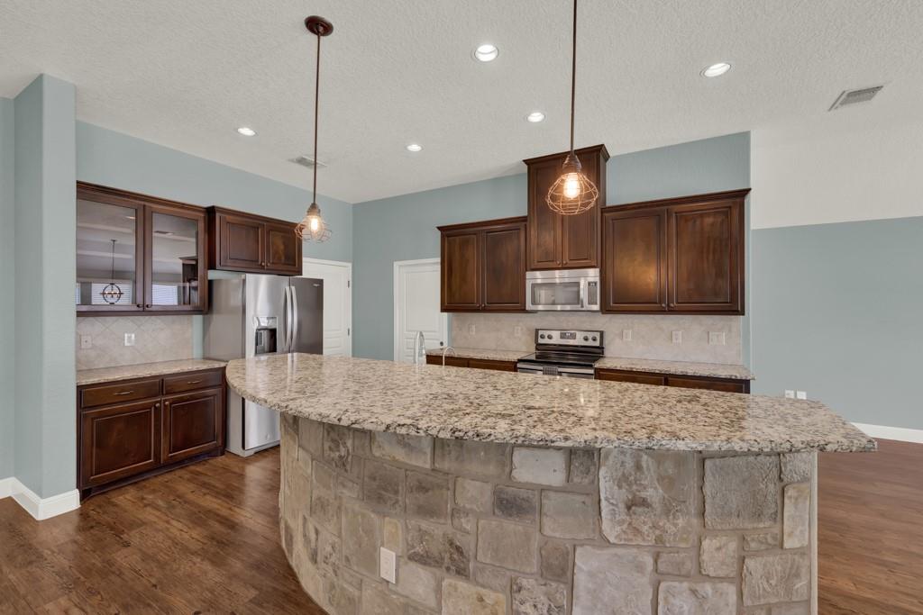 546 Melissa Ln, New Braunfels, TX 78130