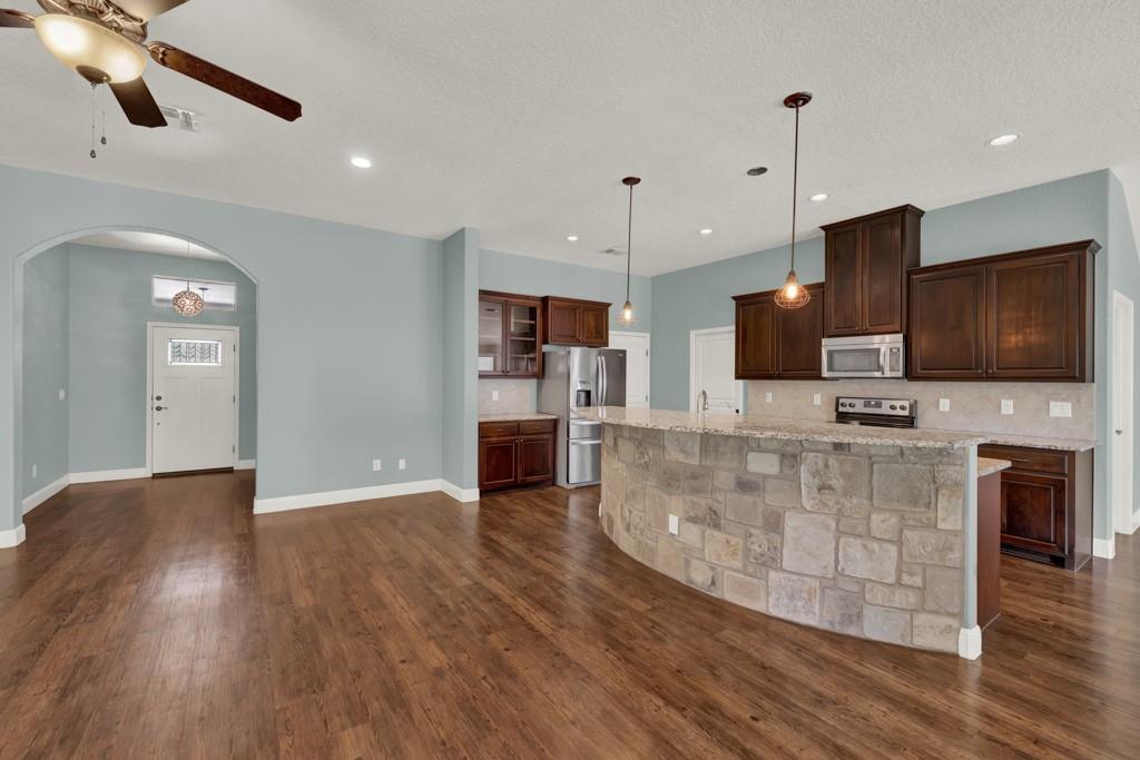 546 Melissa Ln, New Braunfels, TX 78130