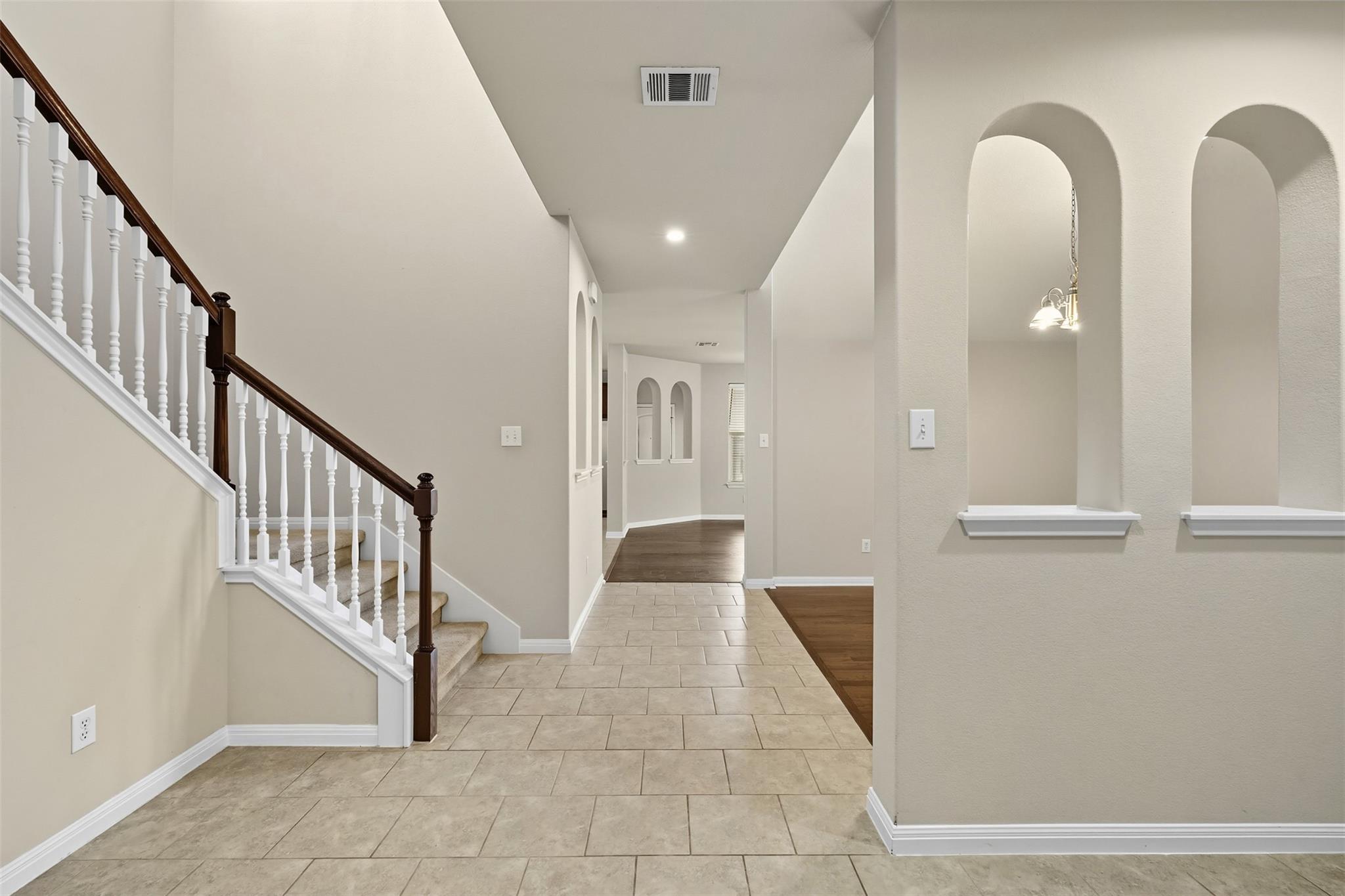 111 Sycamore St, Georgetown, TX 78633