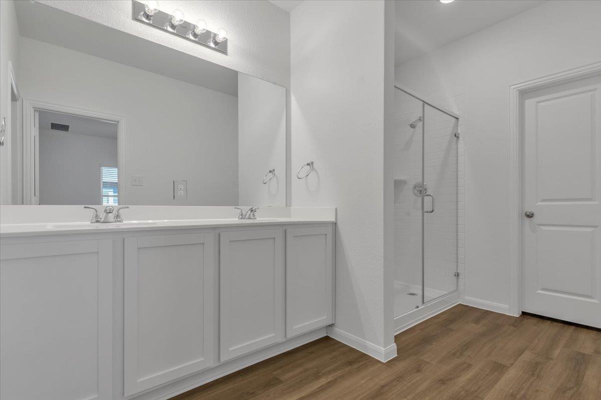 202 Tokalaun Dr, Hutto, TX 78634