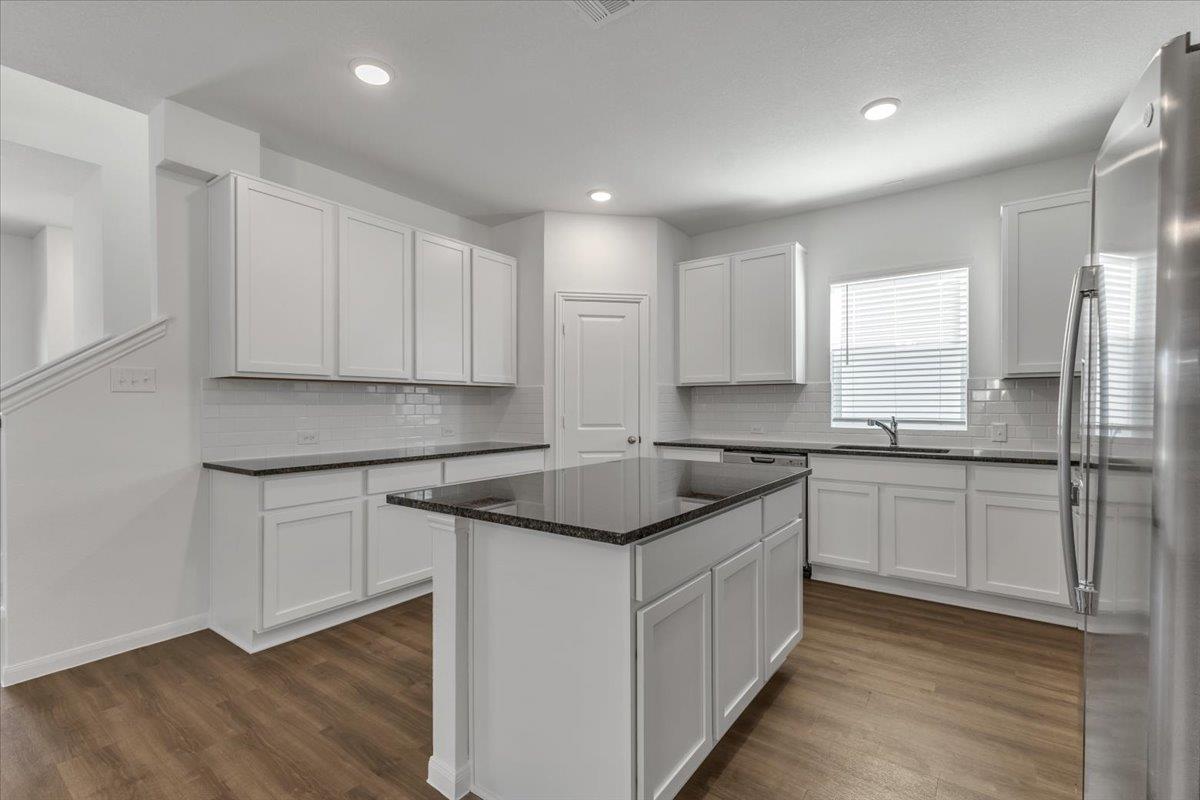 202 Tokalaun Dr, Hutto, TX 78634