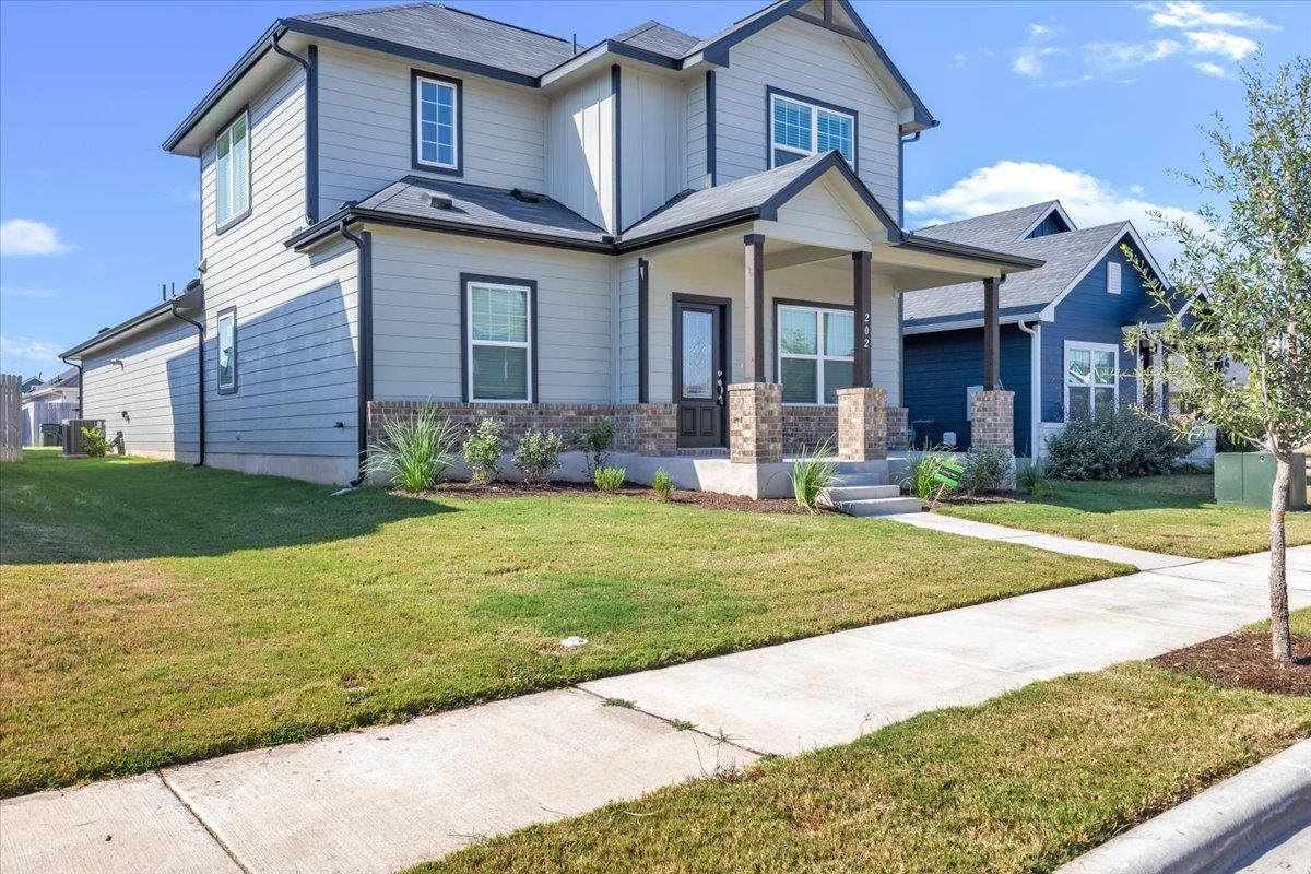 202 Tokalaun Dr, Hutto, TX 78634