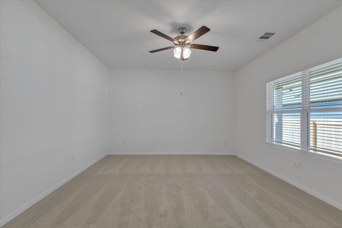 202 Tokalaun Dr, Hutto, TX 78634