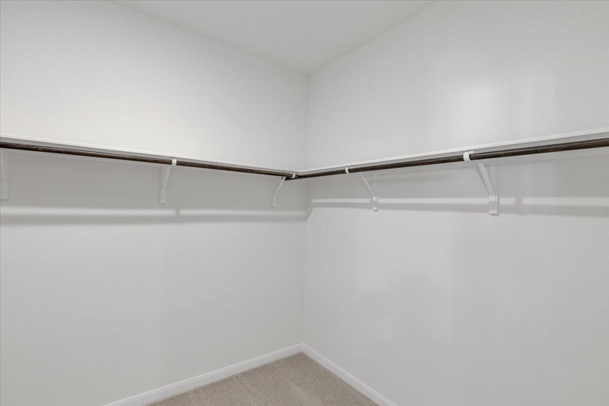 202 Tokalaun Dr, Hutto, TX 78634