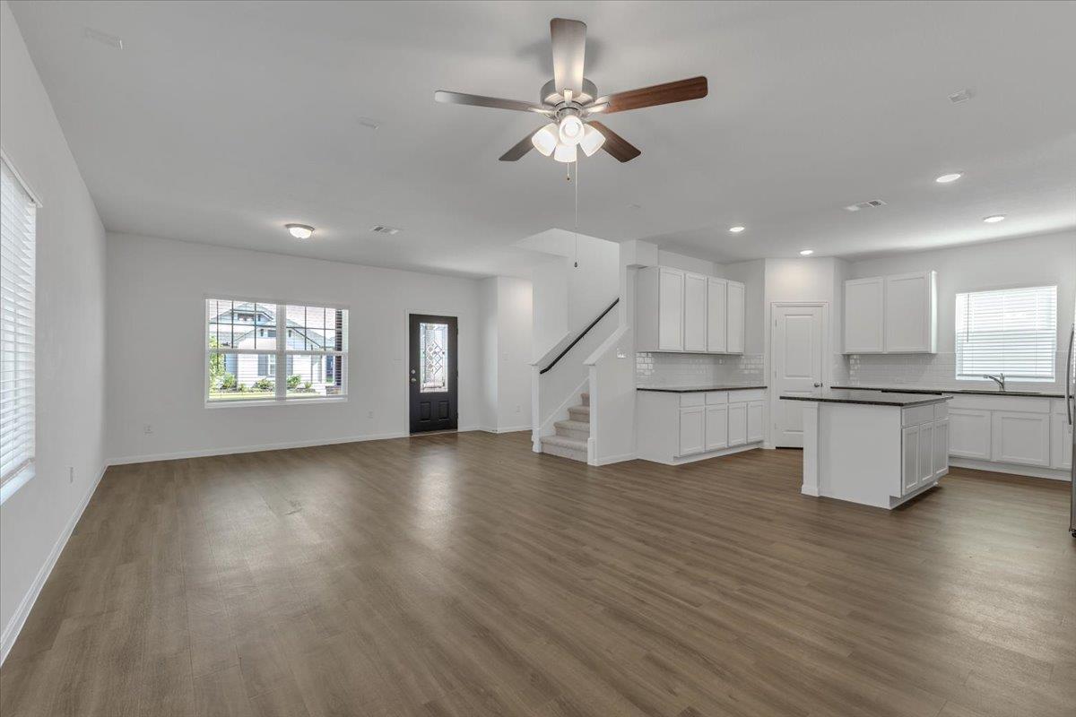 202 Tokalaun Dr, Hutto, TX 78634