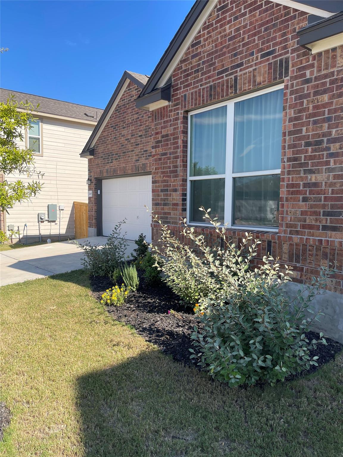 240 Robert Hightower Dr, Jarrell, TX 76537