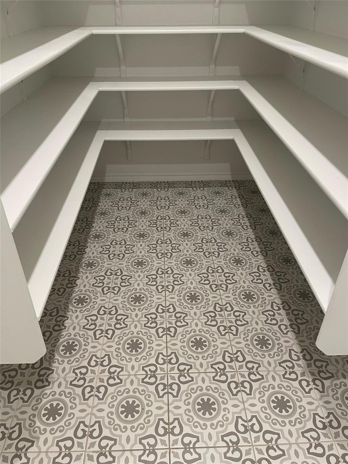 240 Robert Hightower Dr, Jarrell, TX 76537