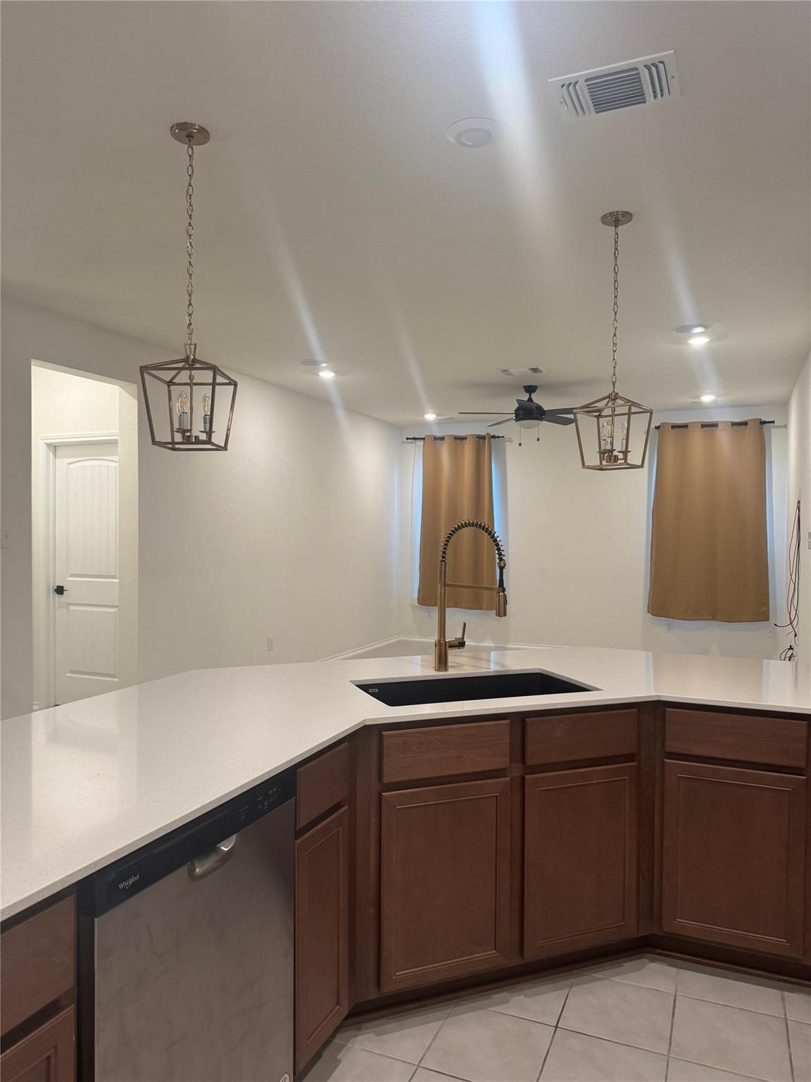 240 Robert Hightower Dr, Jarrell, TX 76537