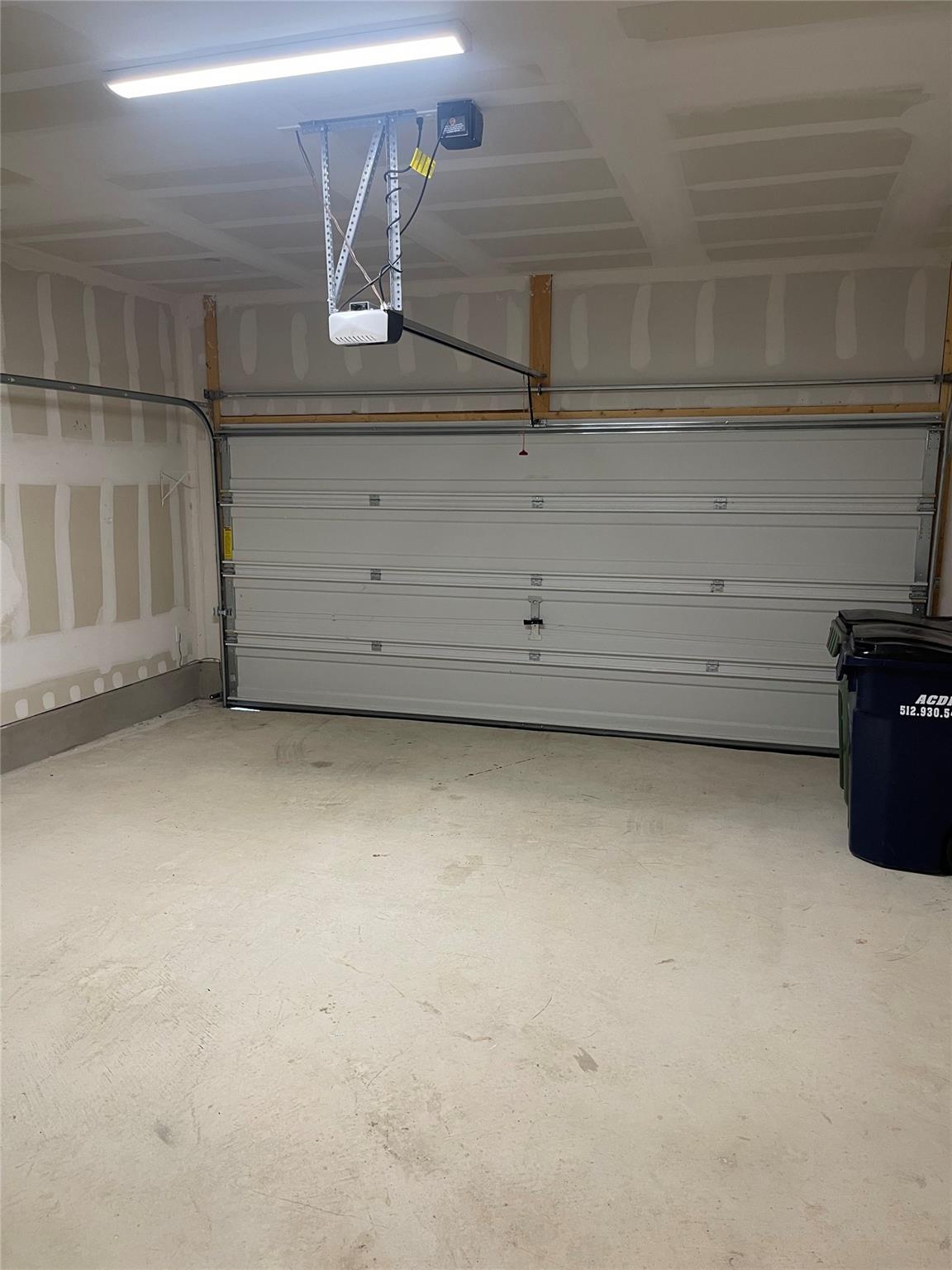 240 Robert Hightower Dr, Jarrell, TX 76537