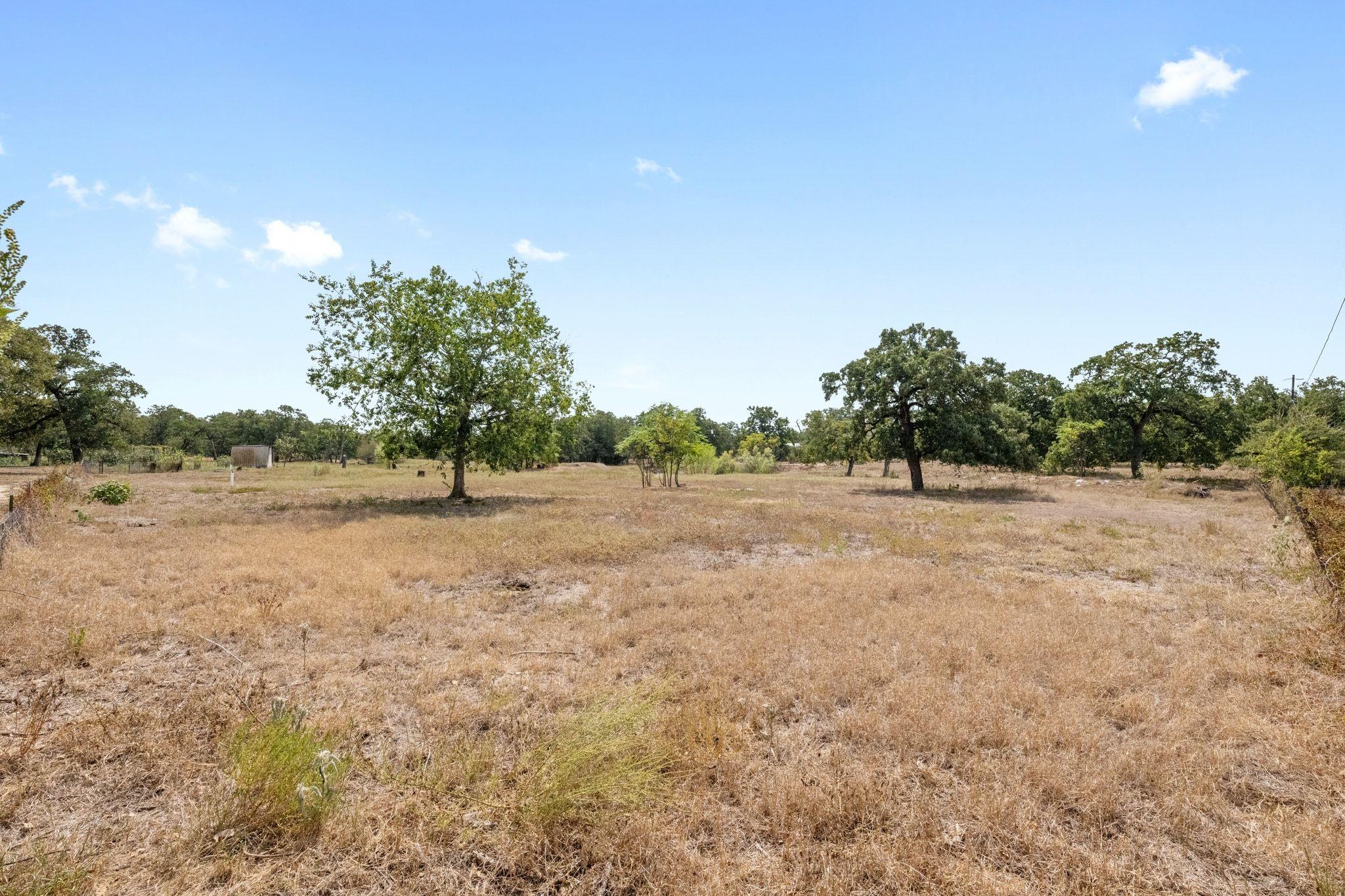 376 Jones Rd, Cedar Creek, TX 78612