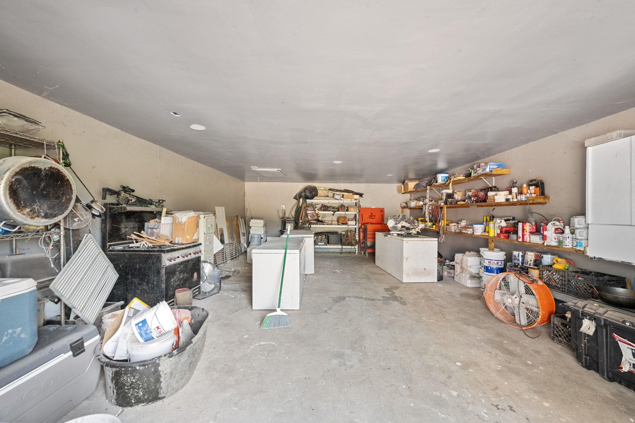 376 Jones Rd, Cedar Creek, TX 78612