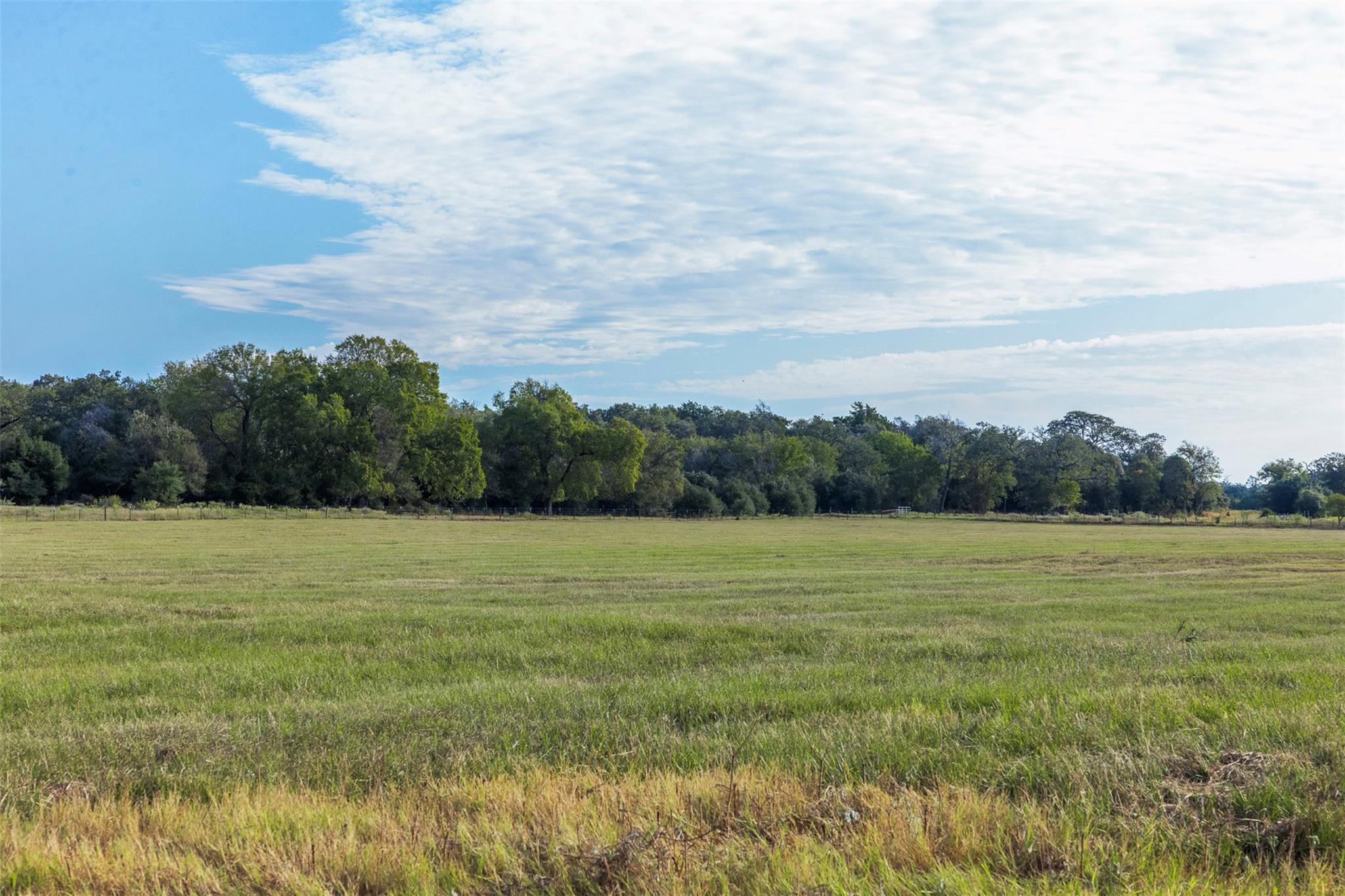 1463 CR 324, Lincoln, TX 78948