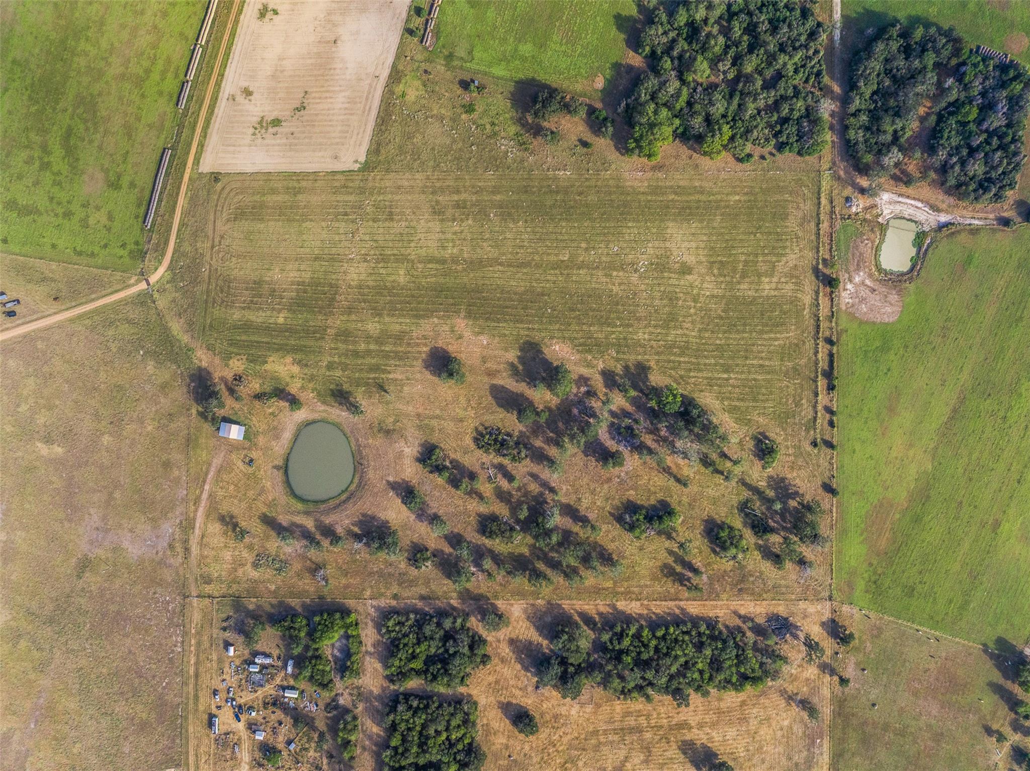 1463 CR 324, Lincoln, TX 78948