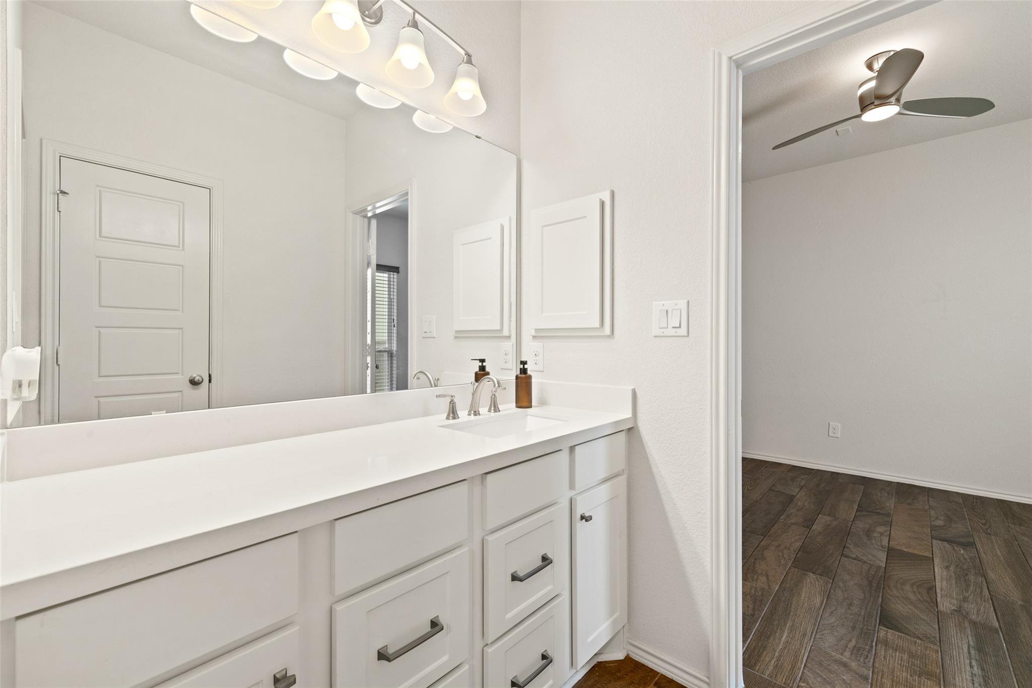 400 Saturnia Dr, Georgetown, TX 78628