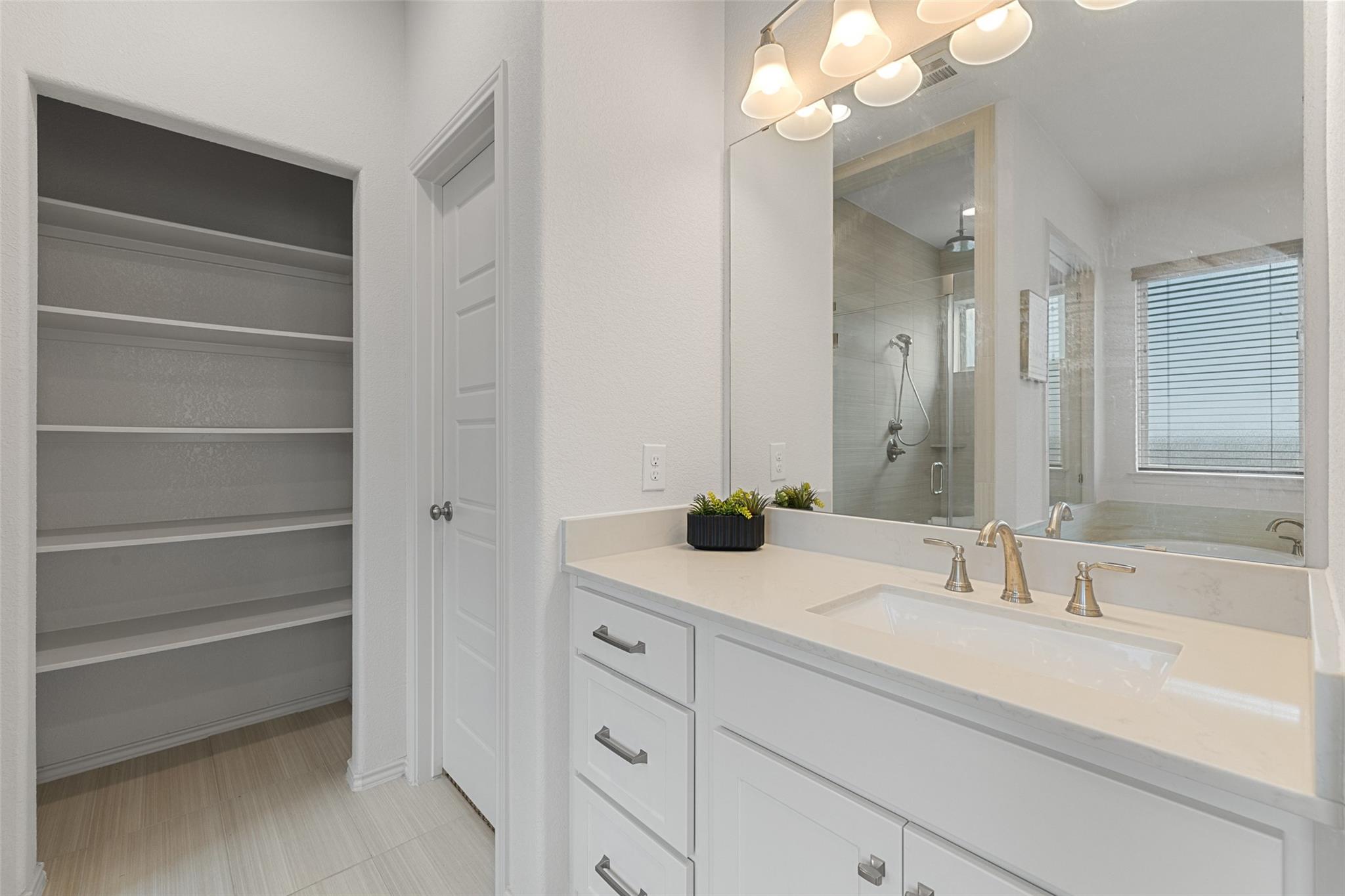 400 Saturnia Dr, Georgetown, TX 78628