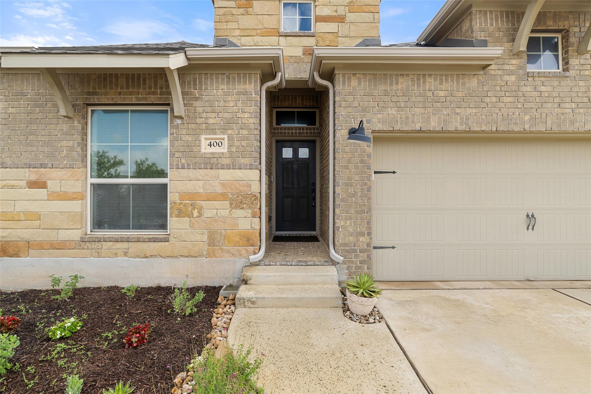 400 Saturnia Dr, Georgetown, TX 78628