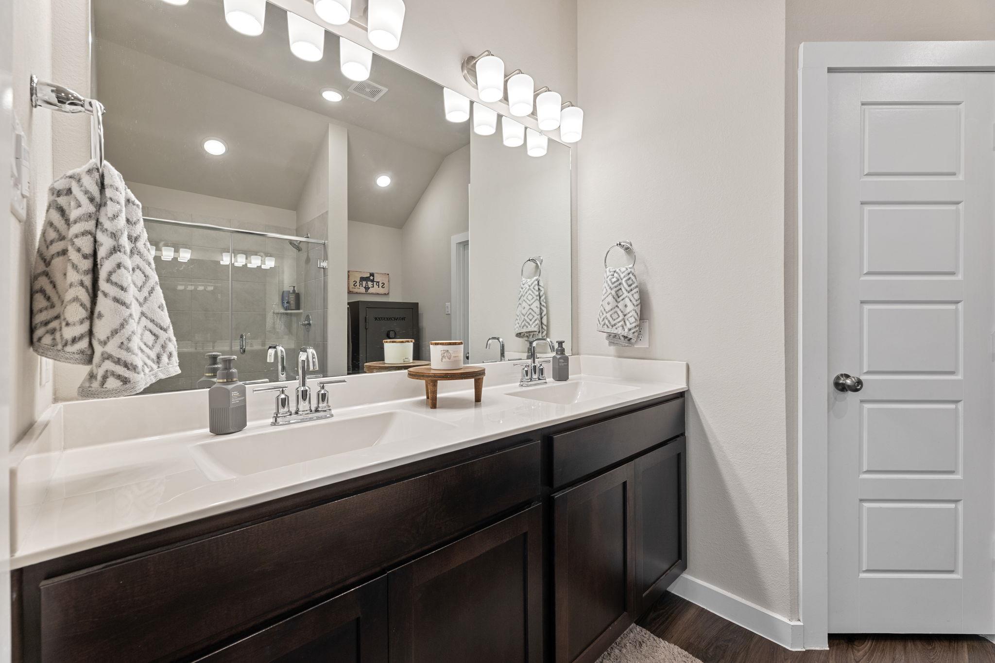 7643 Tramontana Ln, Baytown, TX 77523